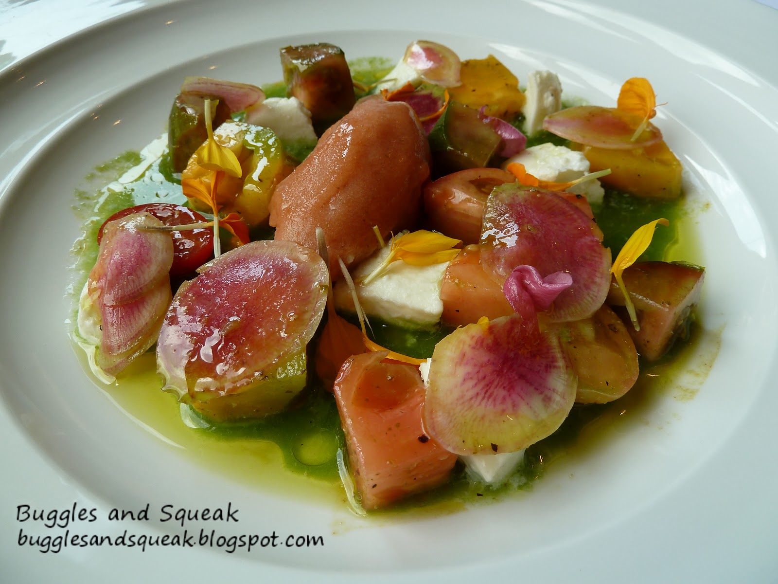 Buggles and Squeak reviews for breakfast, lunch and dinner. Review