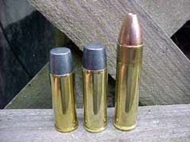 left+to+right+.45+Colt,+.454+Casull,+and+.460+S%26W+Magnum+Ammo.jpg