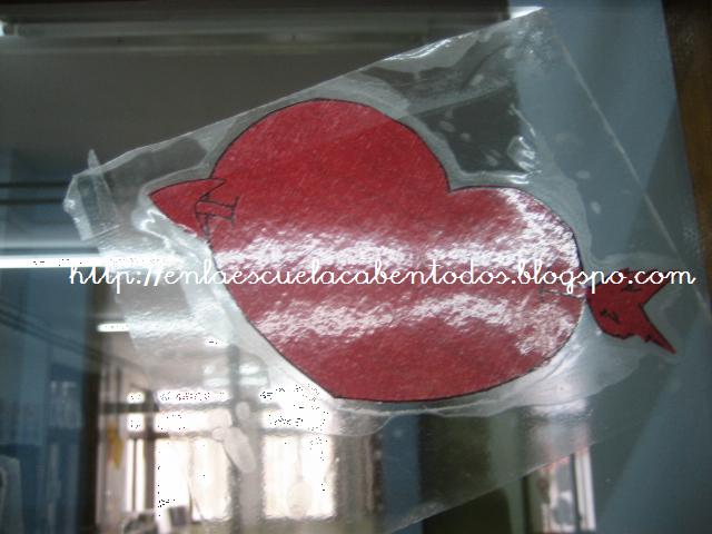 [corazon+pegatina.jpg]