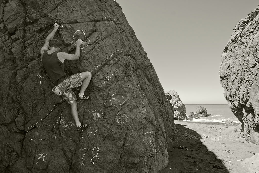 A great day for bouldering; difficult for photographing.