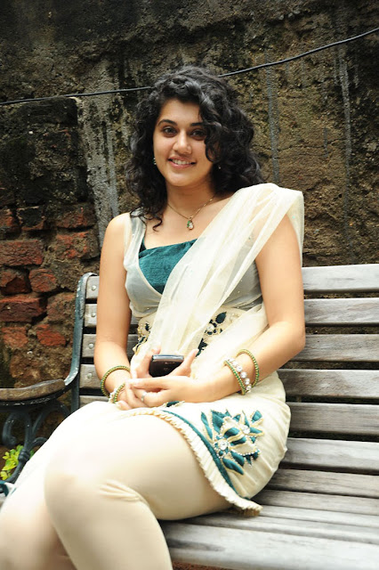 Funmonitor Watch The Beautiful Babes Tapsee Hot Photos Gallery Latest
