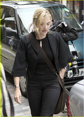 Movie Star Fashion: Has Kate Winslet Gained Weight?