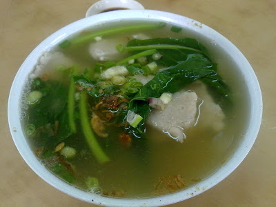 hungry_jackal: ah kiew fish paste noodle @ pusat perdagangan seri kembangan