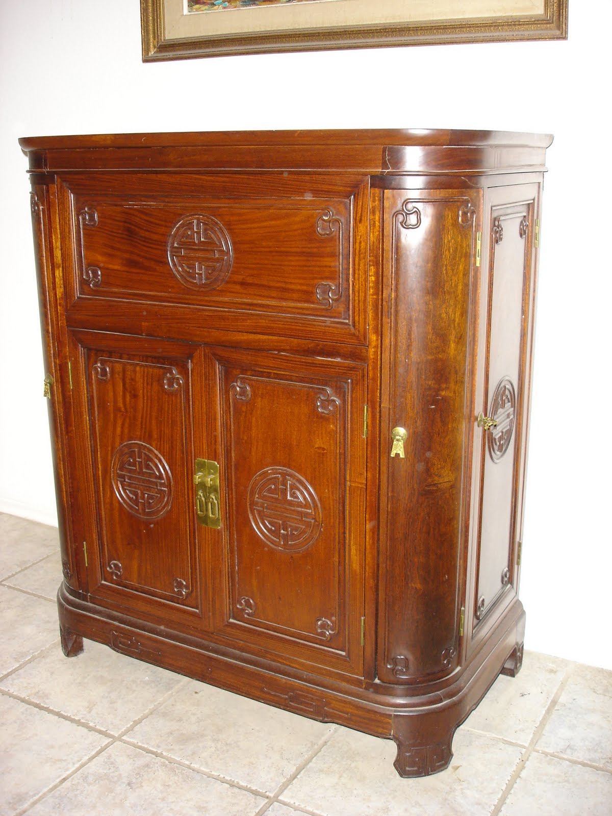 Chinese Rosewood Living Room Bar, Red wood, made in Hong Kong, 550