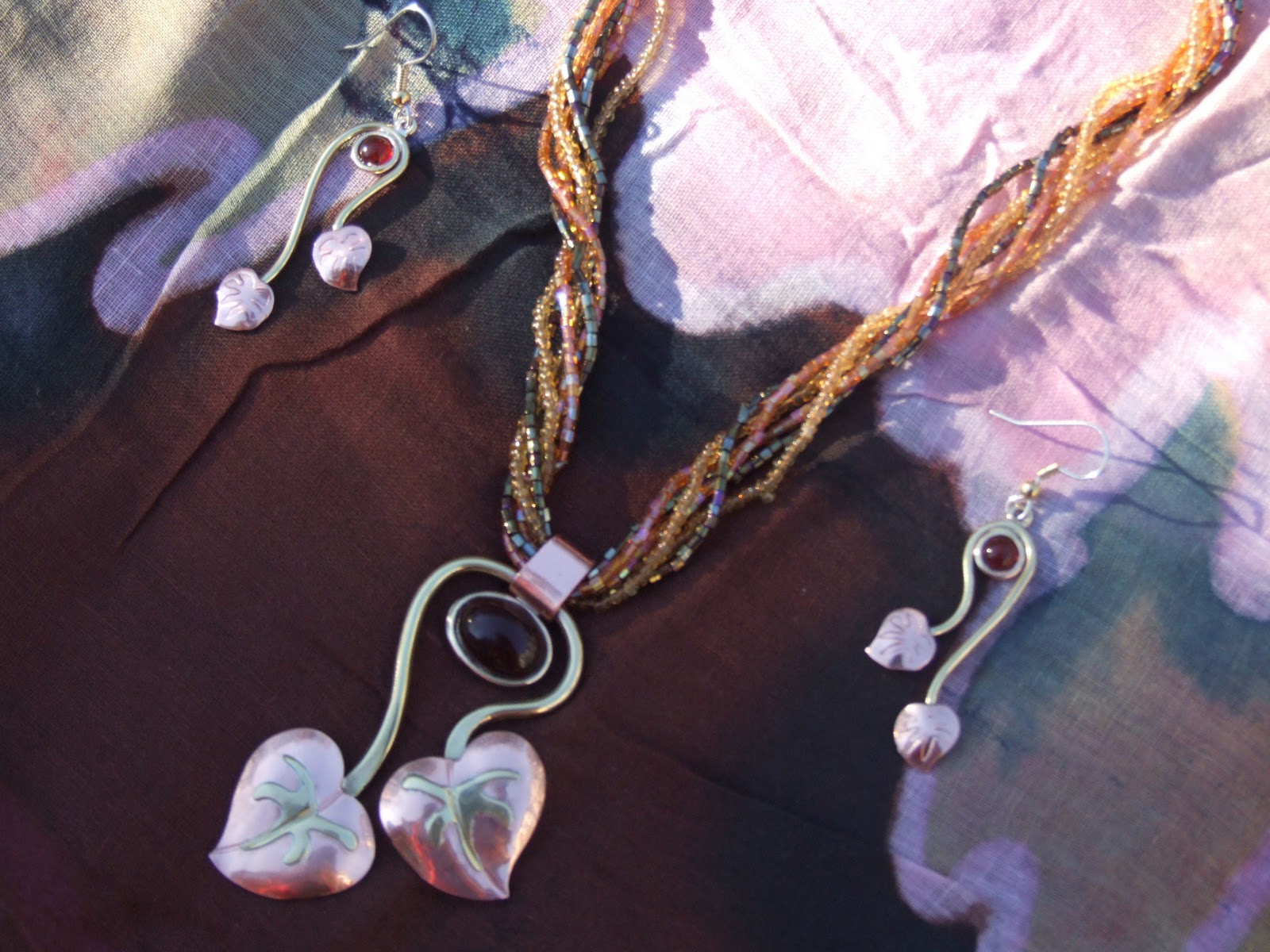 Munique Fashions Classic contemporary copper jewellery