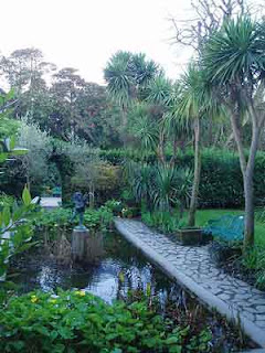 Arte & Símbolos: EL JARDIN