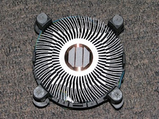 i5+stock+heatsink+cooler+under.JPG