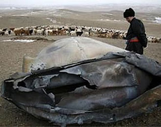 ovni ufo cae en mongolia objeto extraño asia metal metorito