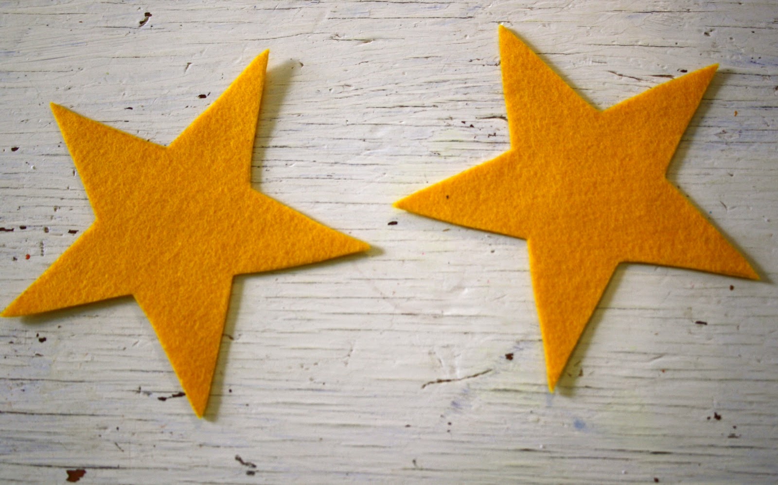 Twig and Toadstool Felt Shooting Stars Tutorial!