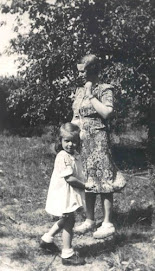 Irena and her daughter - Janka