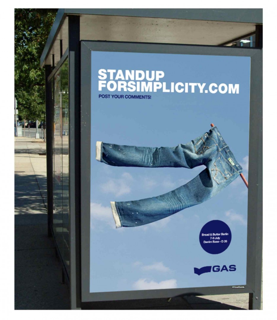 URBAN SPACE Gas Jeans Stand Up for Simplicity