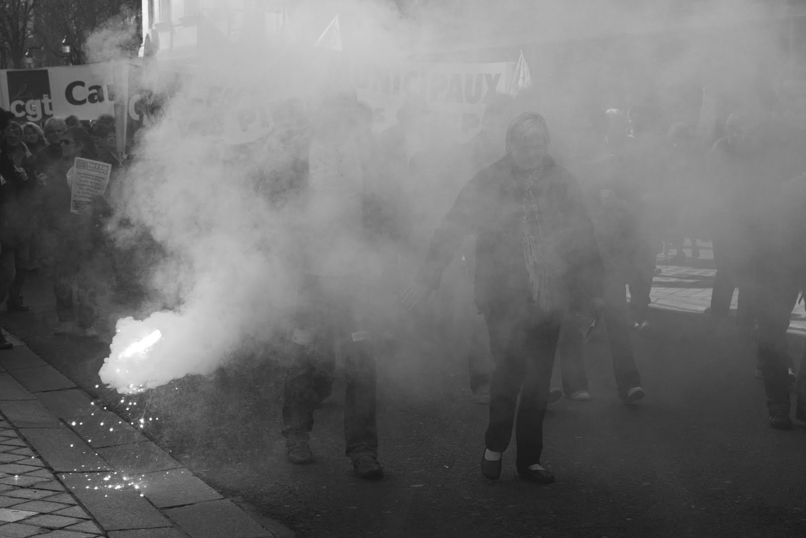 Tout Part En Fumee Rat des villes: Quand tout part en fumée... les enfants s'amusent.