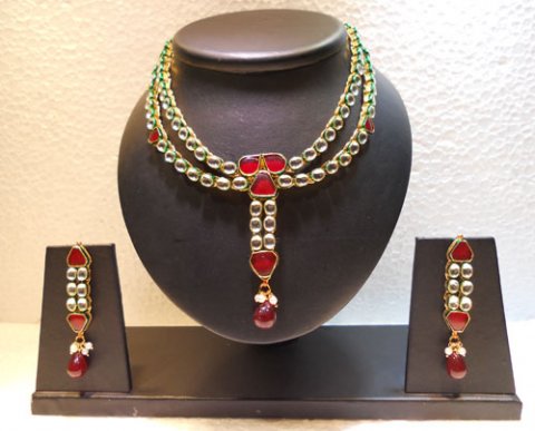 Fashion India: kundan necklace