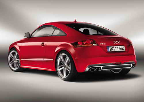 [331-Audi-TTS-Details.jpg]
