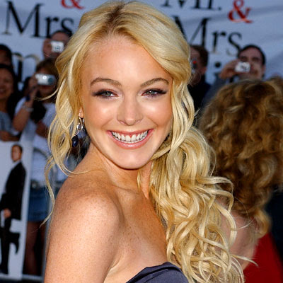 blonde hair dye. Lindsay Lohan 2010 Blonde Hair