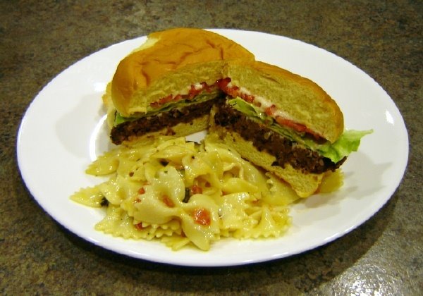 [blackbeanburger.jpg]
