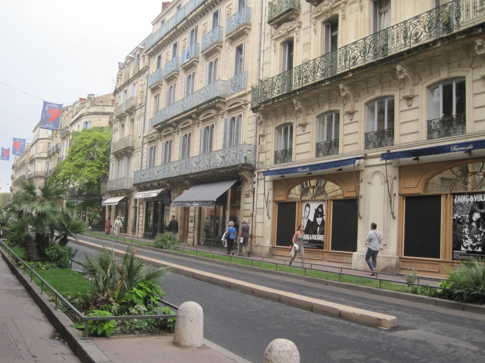 Froschschenkel und Baguette Arthur est un perroquet.....et Pepper un cochon d