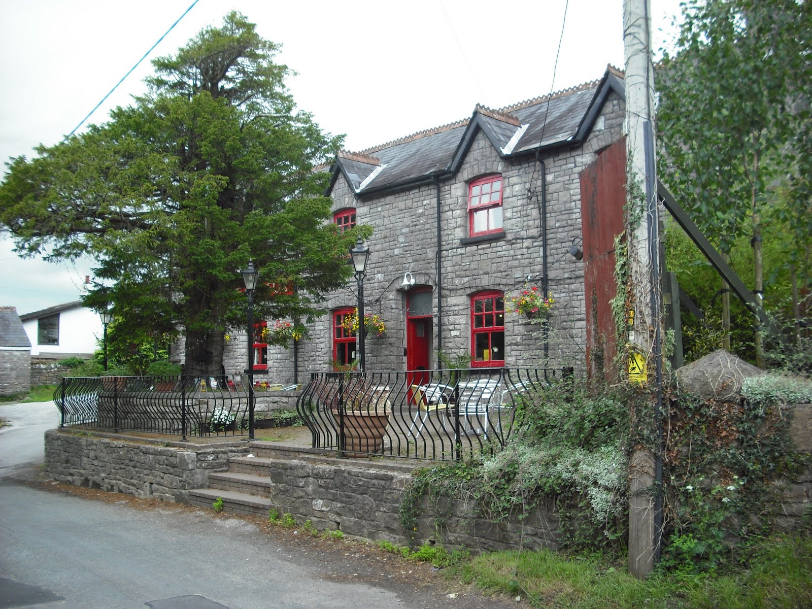 Drunken Ramblings: Cardiff Pub Walks: Colwinston to Cowbridge - 5 Miles