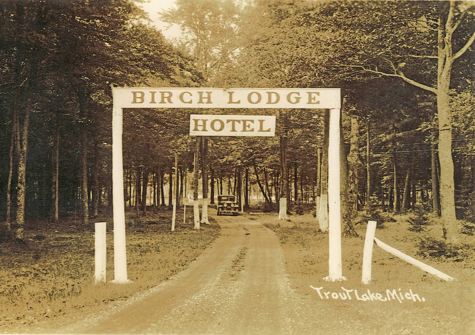 Birch Lodge Blog Old Postcards of Birch Lodge, Trout Lake, MI