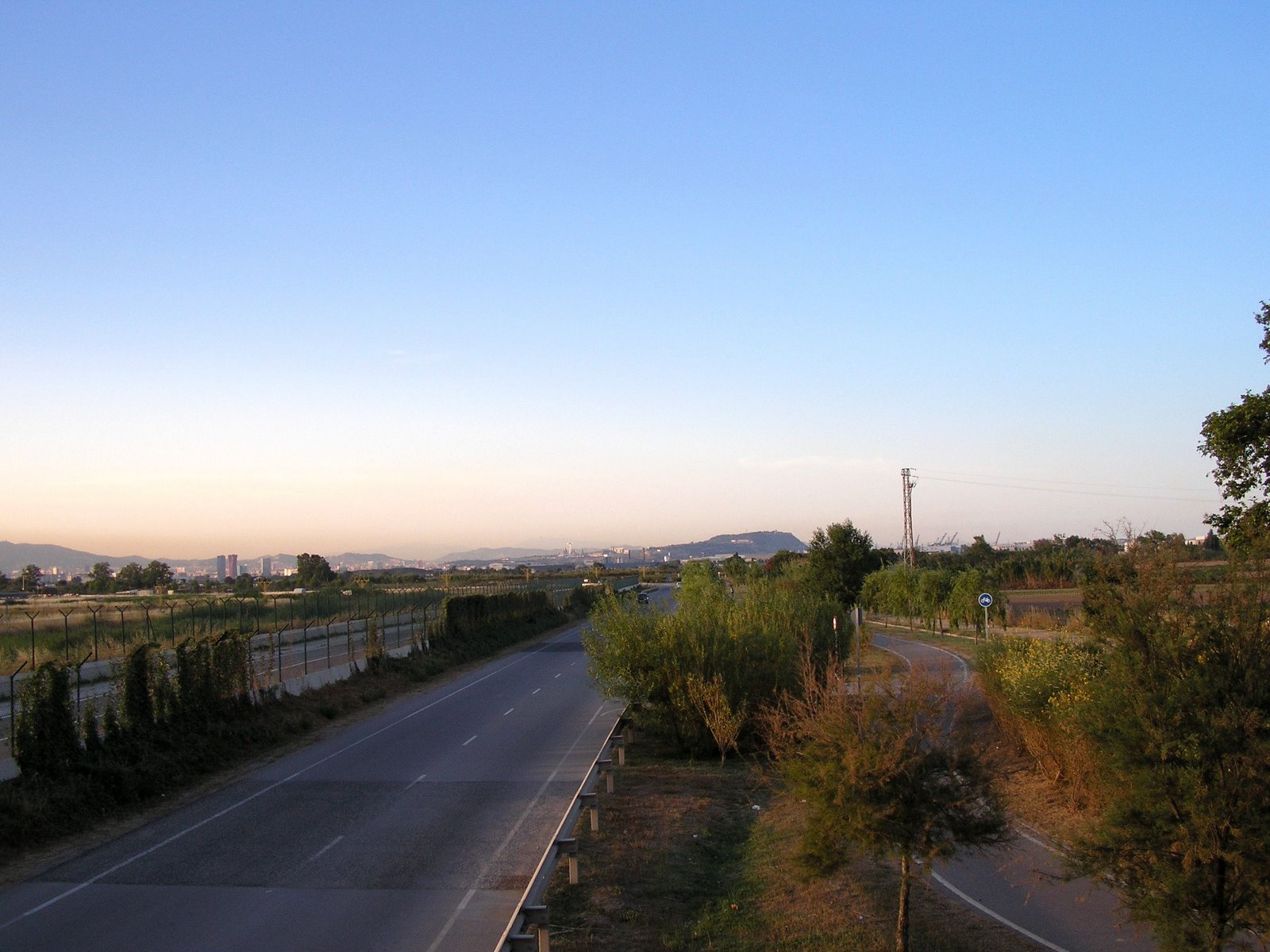 [P1010636.JPG]