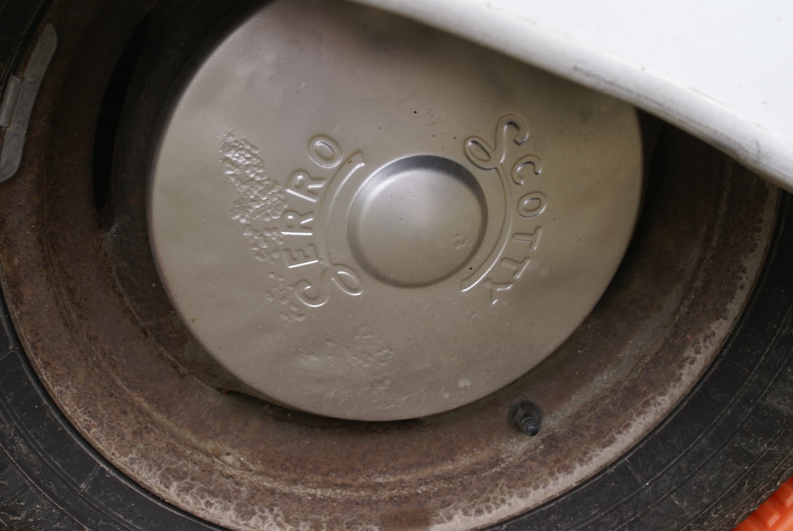 Just Plain Jane: Hub Caps