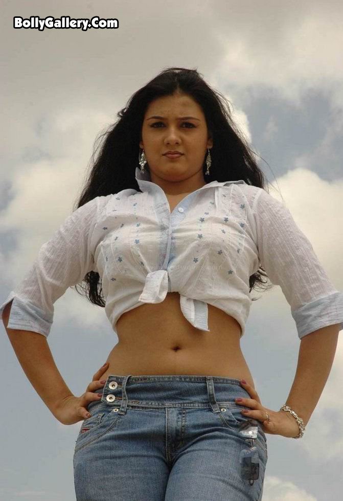 [indian+aunty+belly+jeans.jpg]