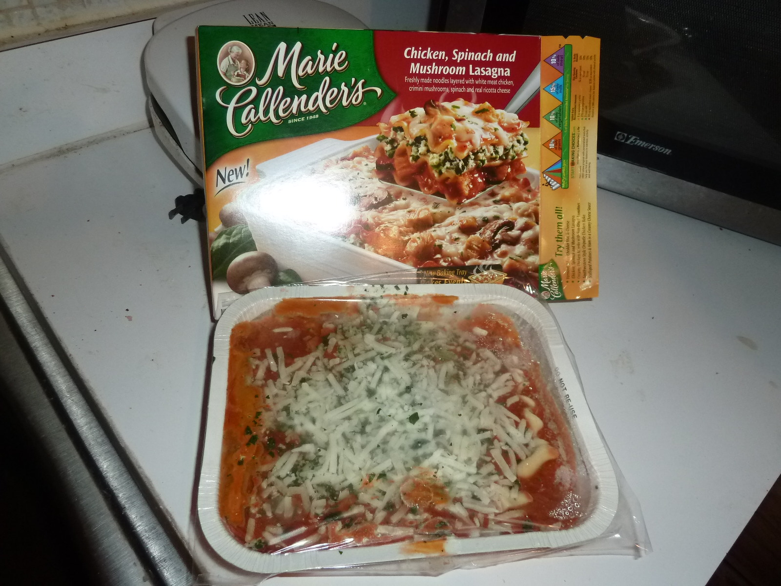 FREE IS MY LIFE: REVIEW & GIVEAWAY: Marie Callender's New Baked Meals - CONTEST ENDS 11/23 (CLOSED)