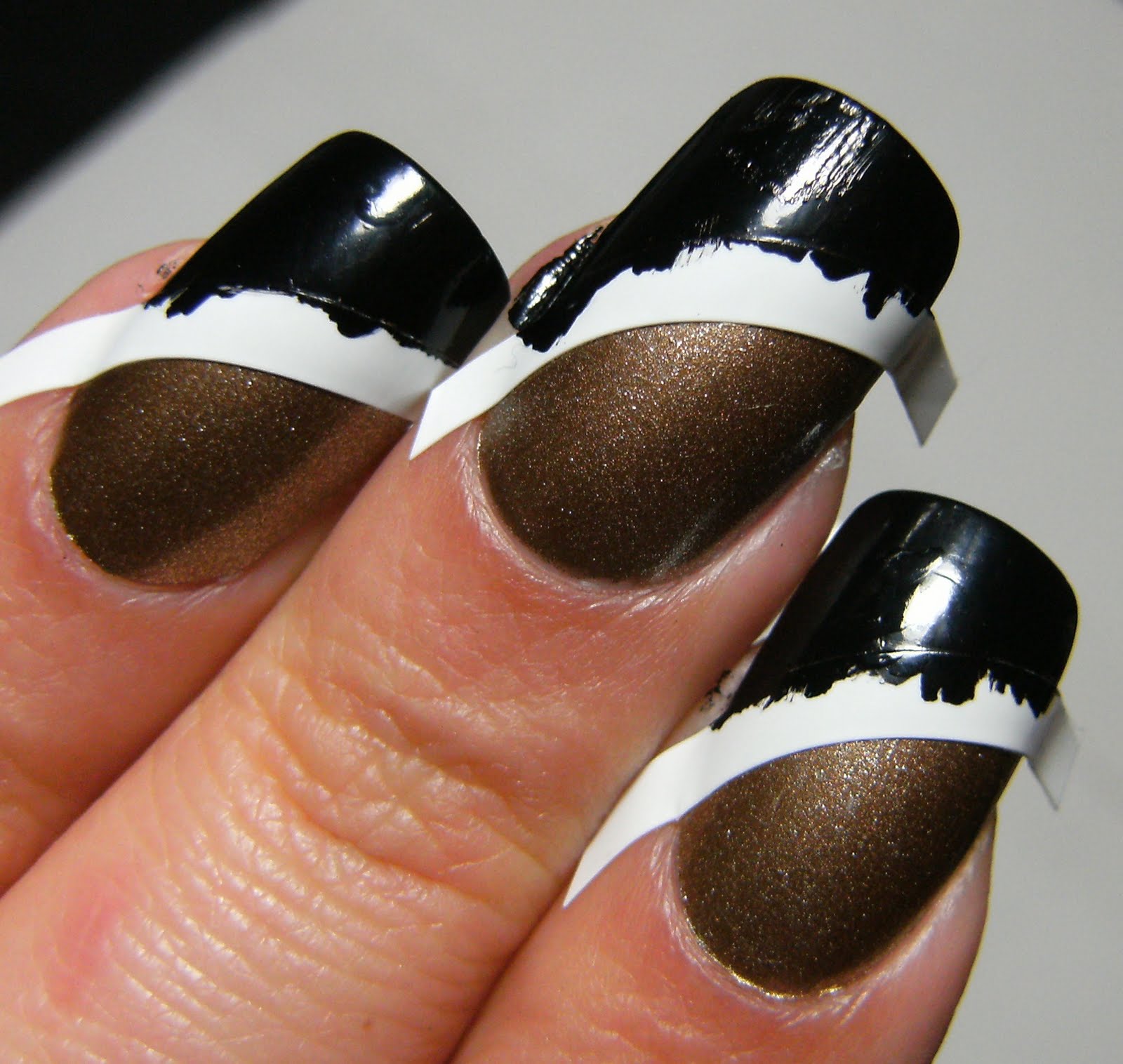 Deez Nailz Claire's '14 Karats' with Nailene Black French Tip Pen