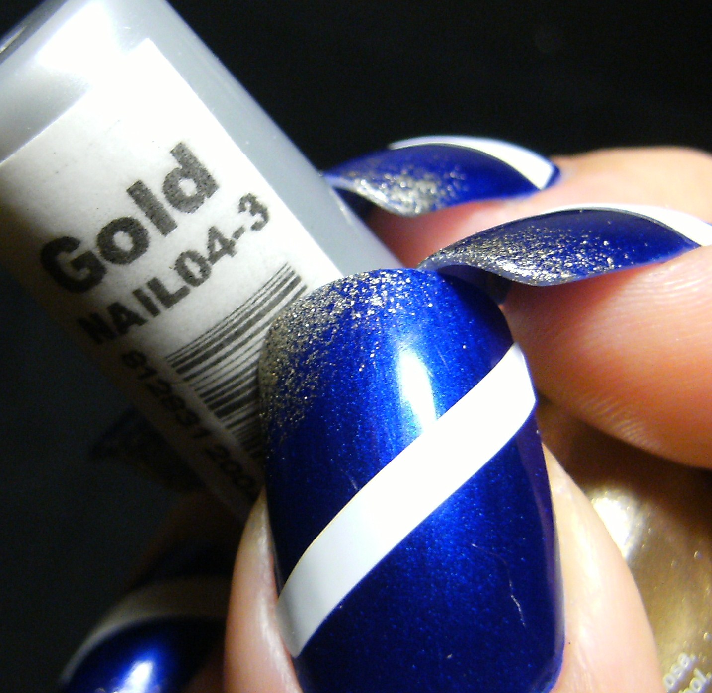 [TORONTO+BLUE+WITH+GLITTER+---D+EEZ-NAILZ----+(3).JPG]