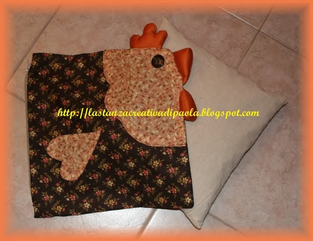 La Stanza Creativa di Paola Un cuscino con i noccioli di ciliegia jpg (640x493)