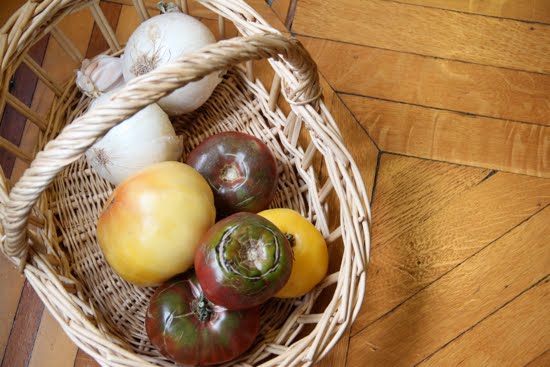 heirloom tomatoes basket