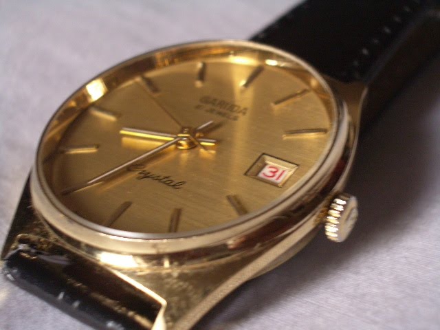jam & watch: Garuda Crystal - gold dial (Sold)