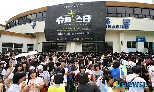 [NISI20090622_0001225768_web.jpg]