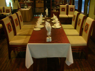 the dining room on the cruise in Halong Bay