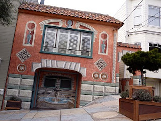 Gaudy House | The Ugliest Houses in San Francisco | Crappy Candle