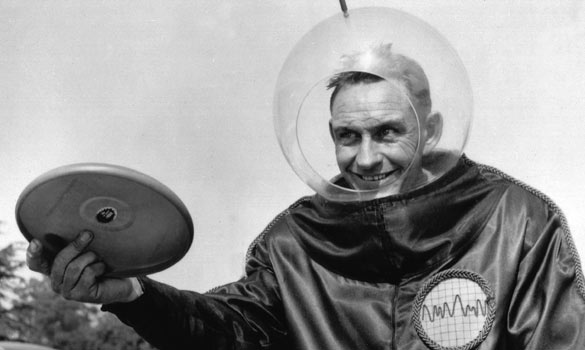 [frisbee_683972a.jpg]