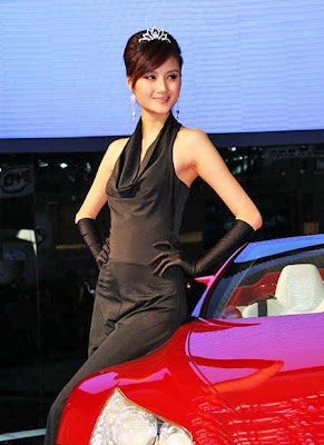 Beautiful Long Dress Auto Show Model