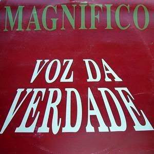 Capa de Magnifico