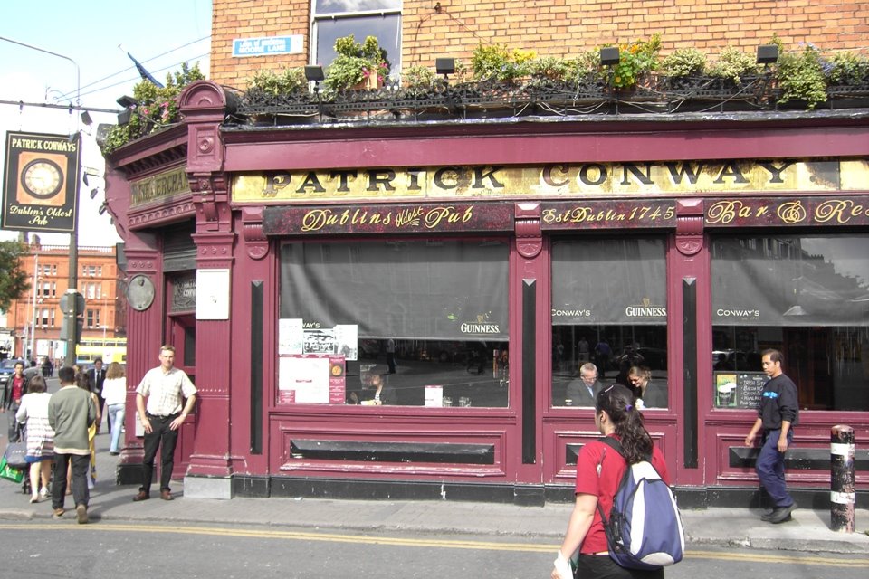 [Dublins+oldest+pub.jpg]