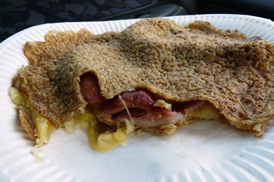 Bacon+and+cheese+oatcake.jpg