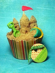 Sandcastle cupcake for Beach Birthday Party