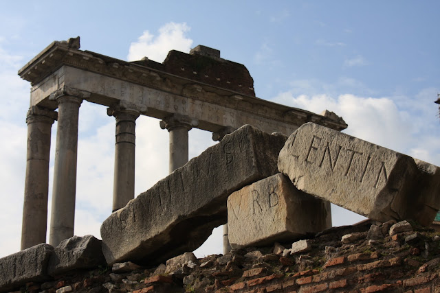 Roteiro para visitar o COLISEU DE ROMA e fórum romano, os testemunhos do Império Romano | Itália