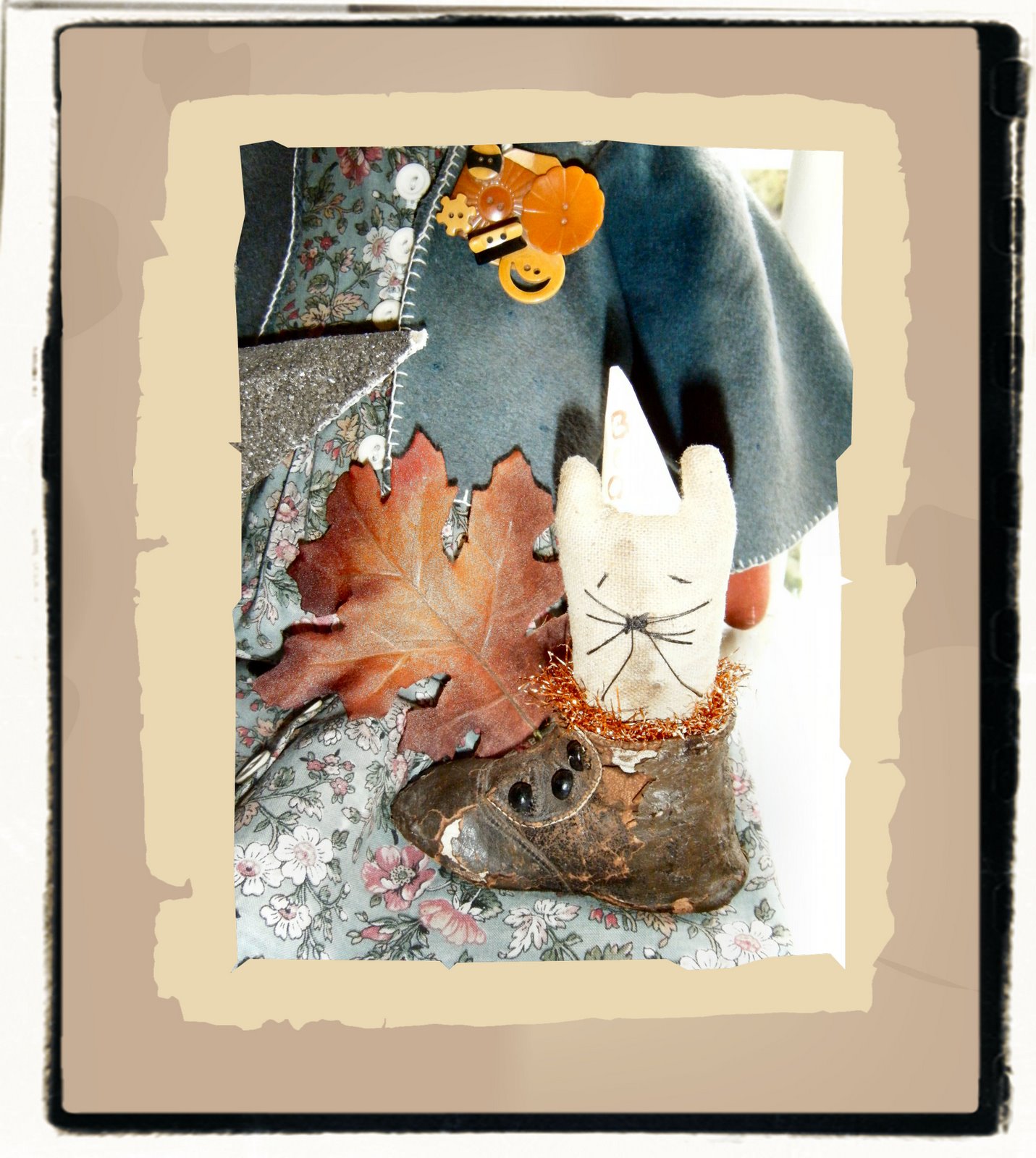 [Deena+Antique+Shoe.jpg]