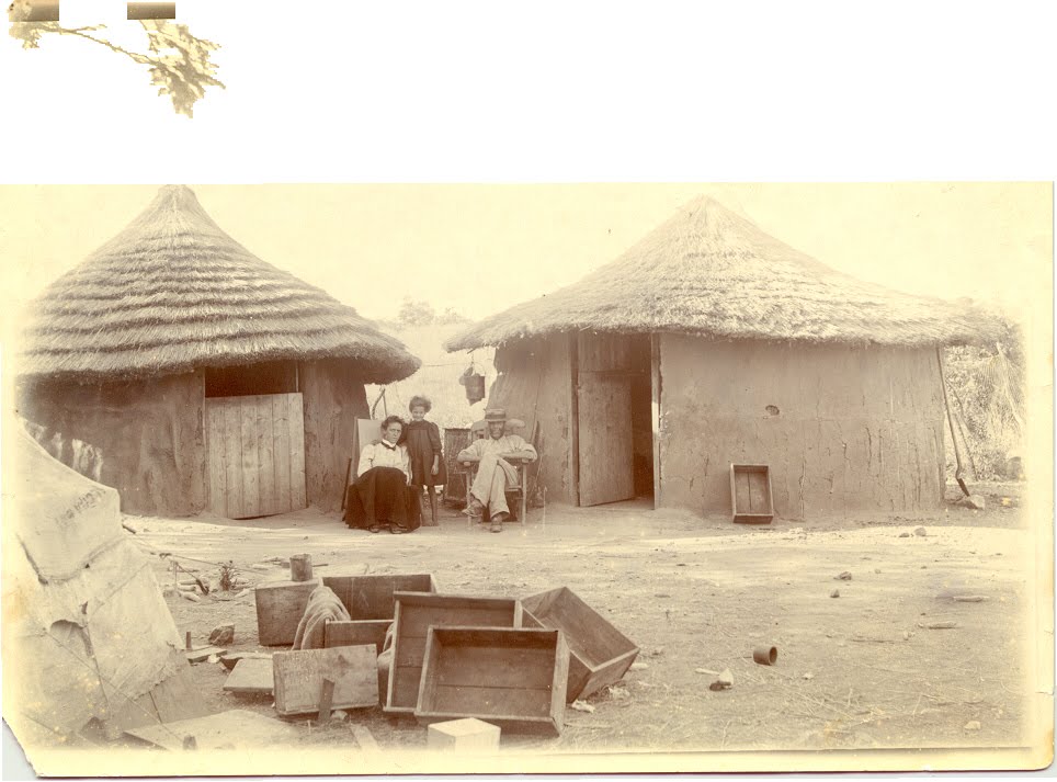 Ella Reid with her parents at Mapityolo sometime between 1901 and 1905