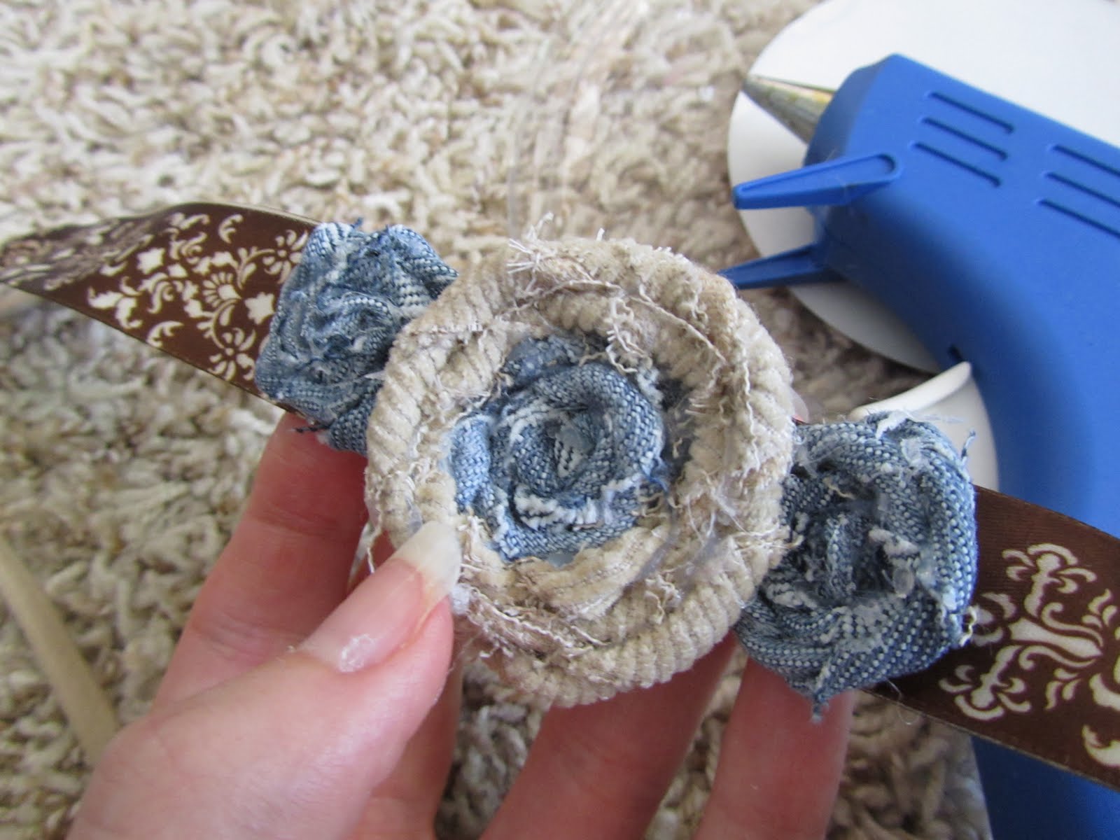 twelve-crafts-till-christmas-no-sew-headband-tutorial
