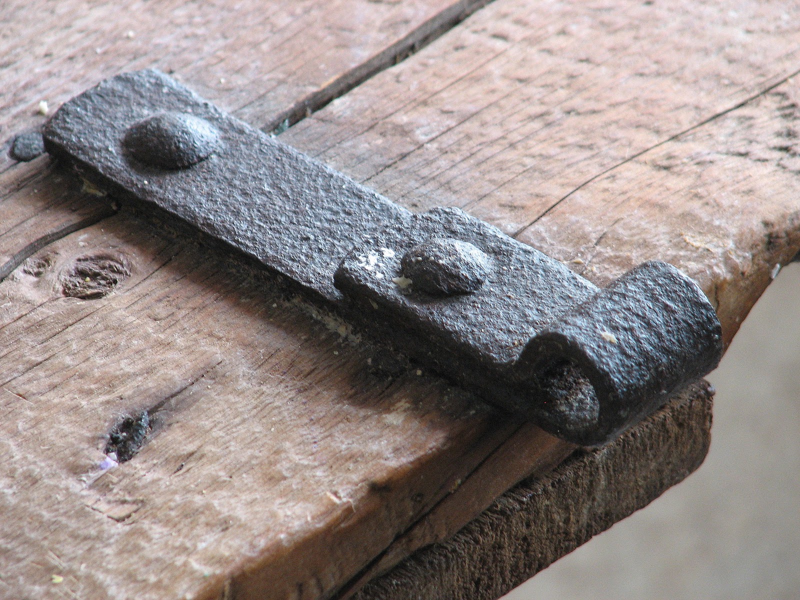 Remodelaholic Old Barn Door Recycled Into Kitchen Table