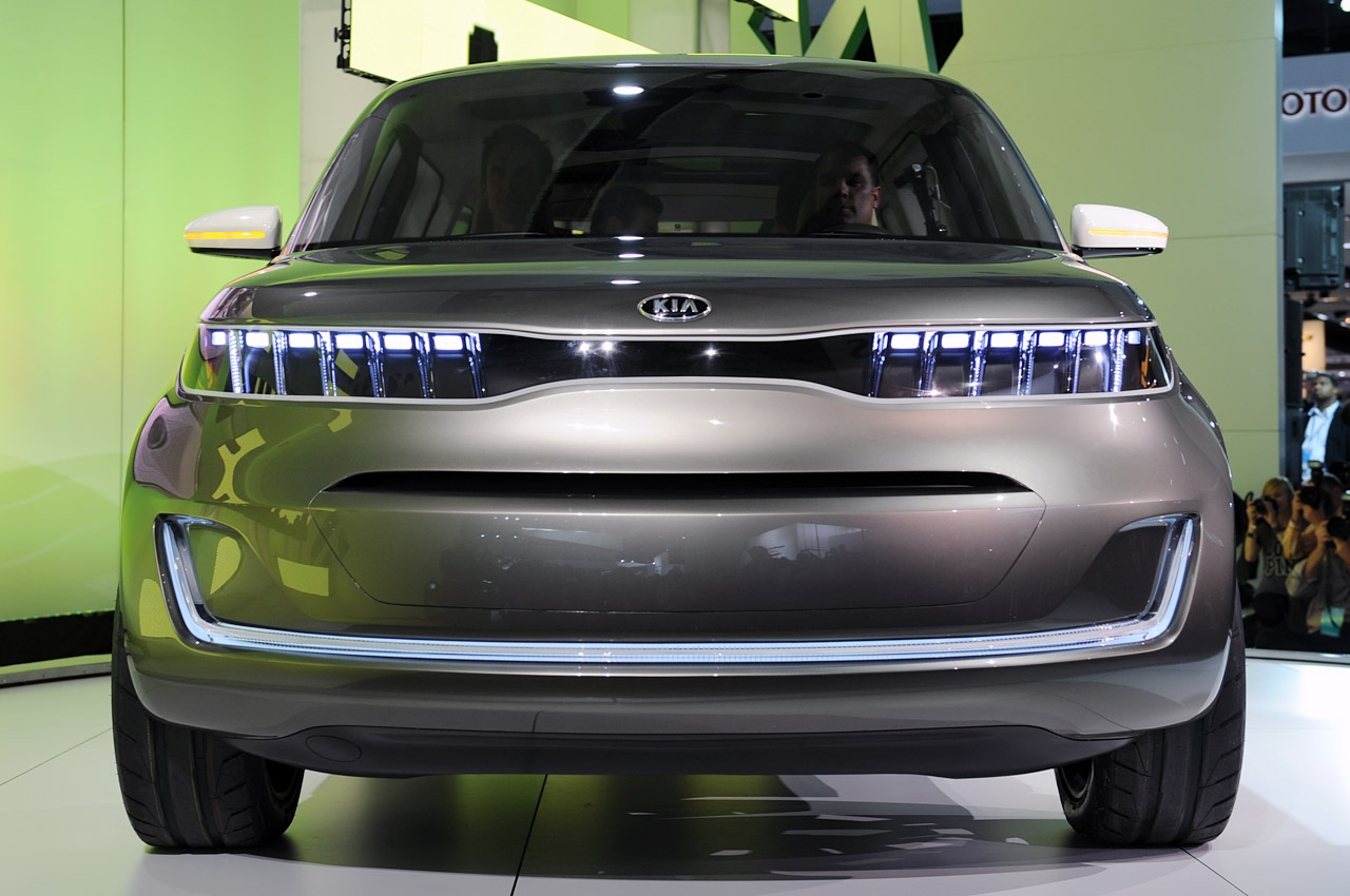 Kia kv7 Concept