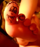Happy Toes - Smiley Face on Toe