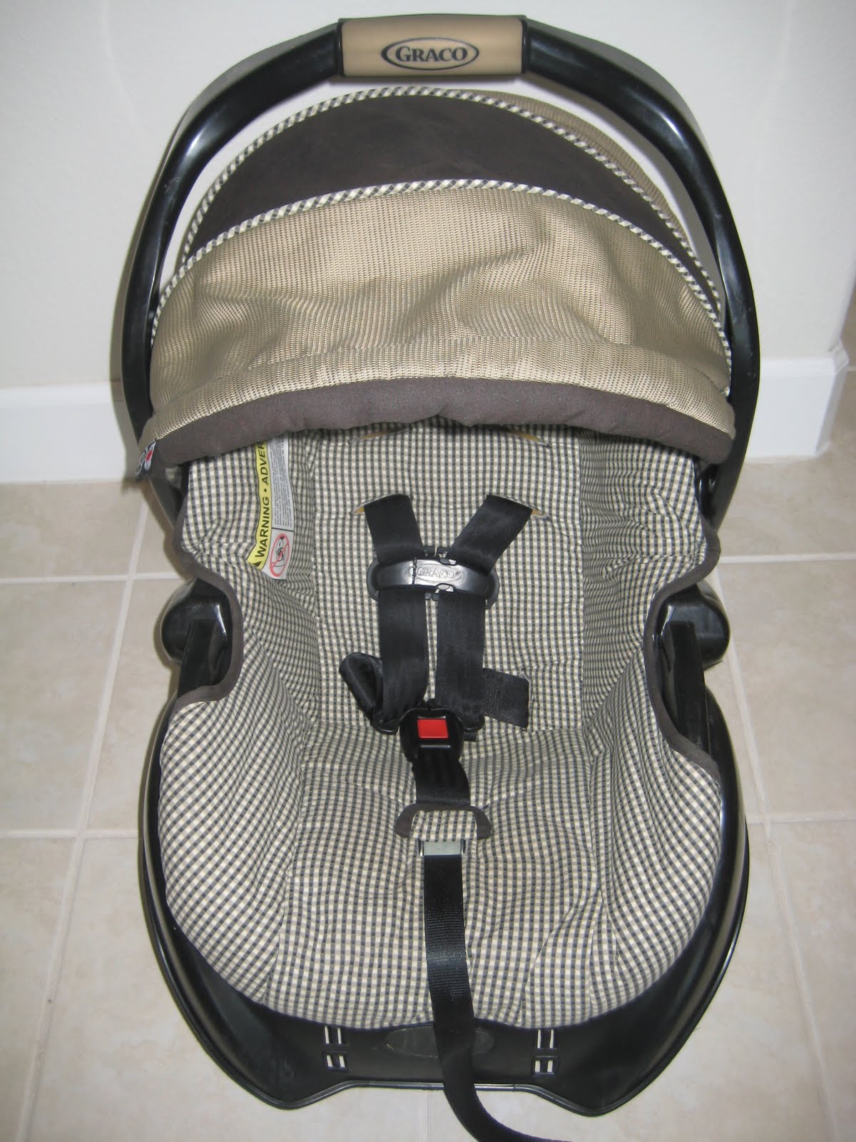 Kid�s Clothes and More Store Graco SnugRide Infant Car