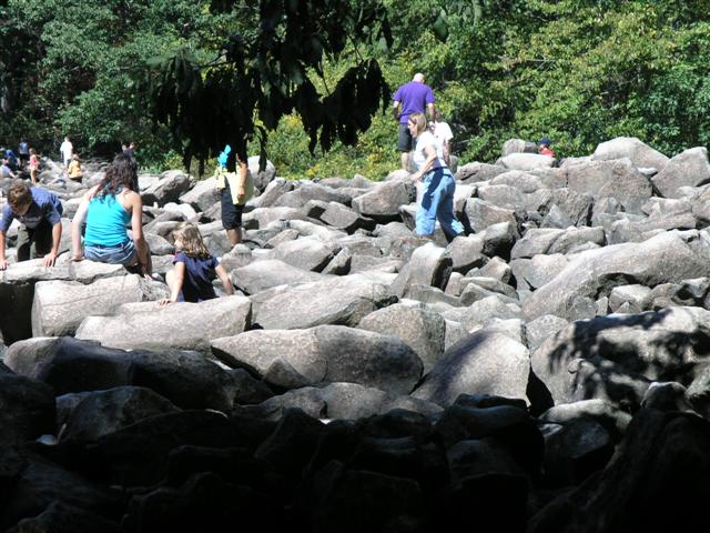 Clyde's Guides and Other Stuff: Ringing Rocks, Upper Black Eddy in ...